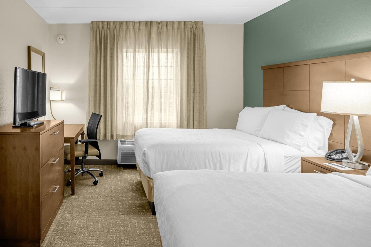 Staybridge Suites Chattanooga-Hamilton Place By Ihg Room photo