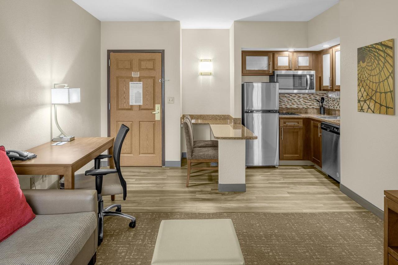 Staybridge Suites Chattanooga-Hamilton Place By Ihg Room photo